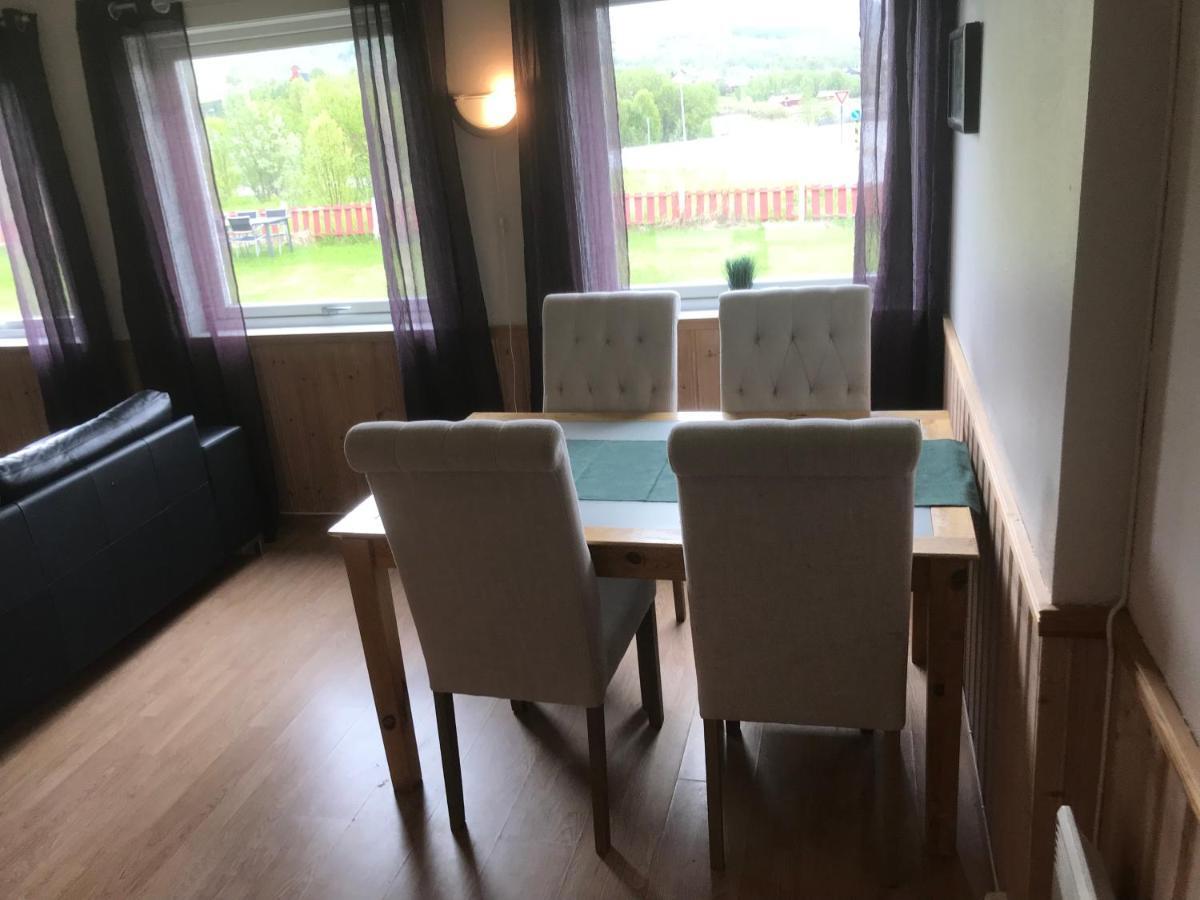 Anton Antonsens Veg 18 Leilighet Nr2 Appartamento Olderdalen Esterno foto